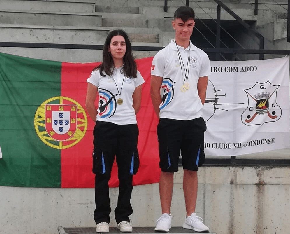 No passado domingo, em Vila do Conde, clube consegue 9 medalhas individuais e 4 pódios por equipas. Maria Fontainhas e Lucas Guedes, na categoria de equipa mista de recurvos cadetes, bateram recorde nacional